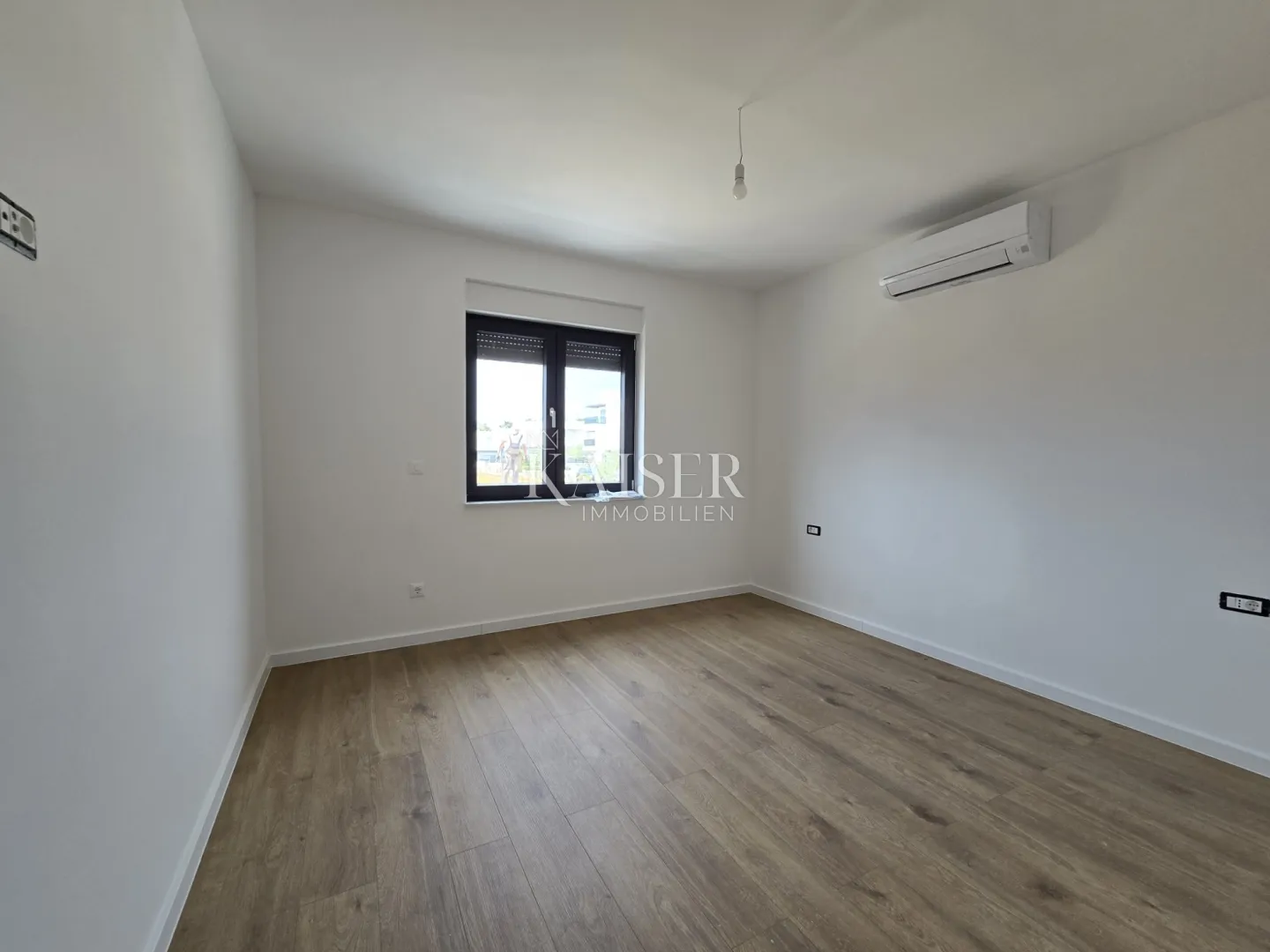 vodice, šibenik - moderan dvosoban stan s natkrivenom terasom 700m od mora - slika 16