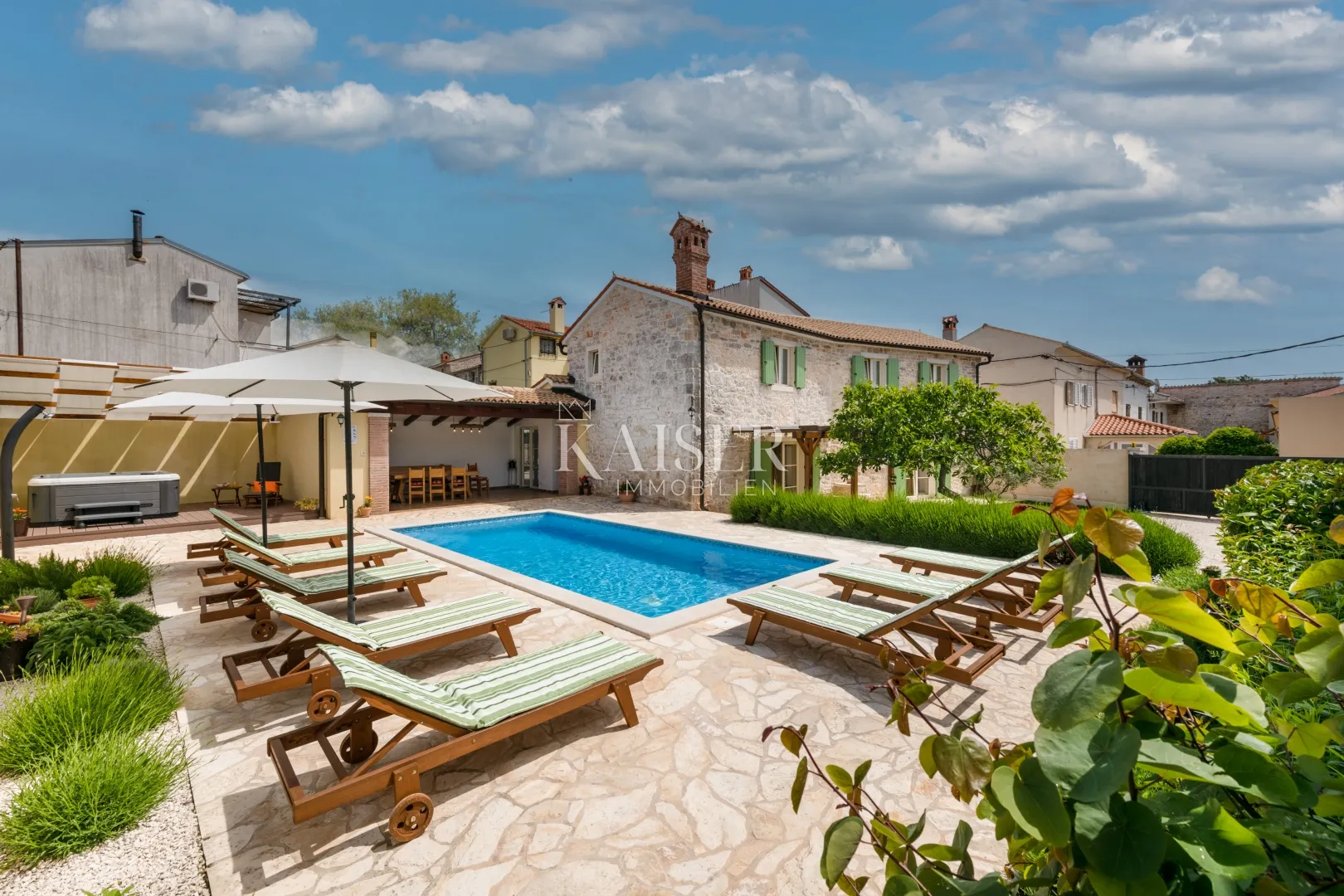 Istra, Peruški-Autentična kamena kuća 150m2 s bazenom - Peruški, Marčana
