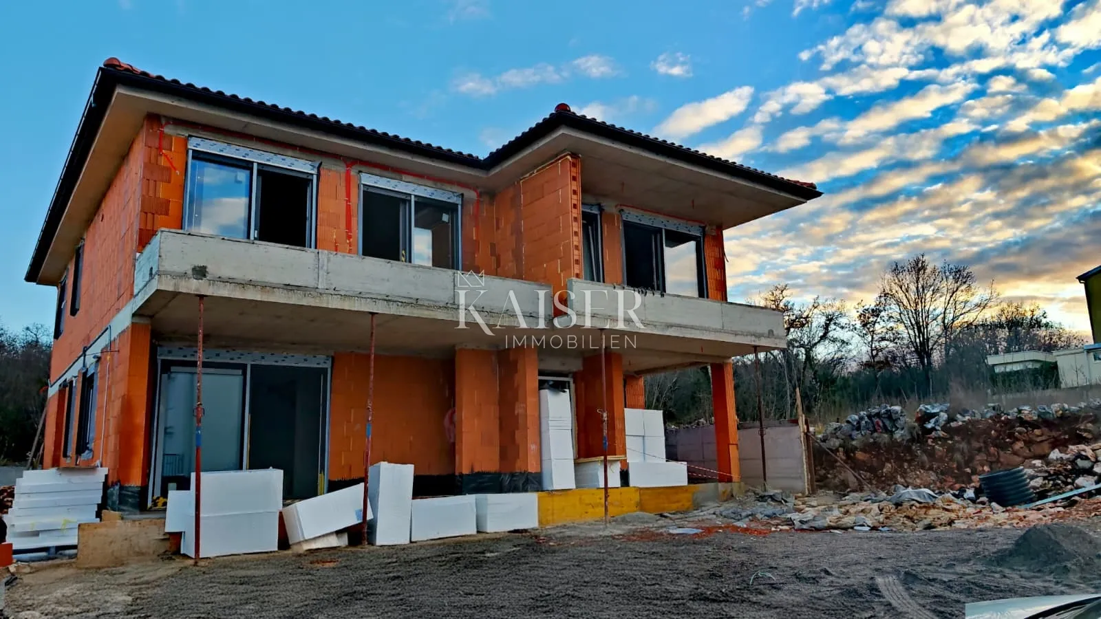 otok krk, malinska- moderna dvojna kuća 120m2 s bazenom - slika 6