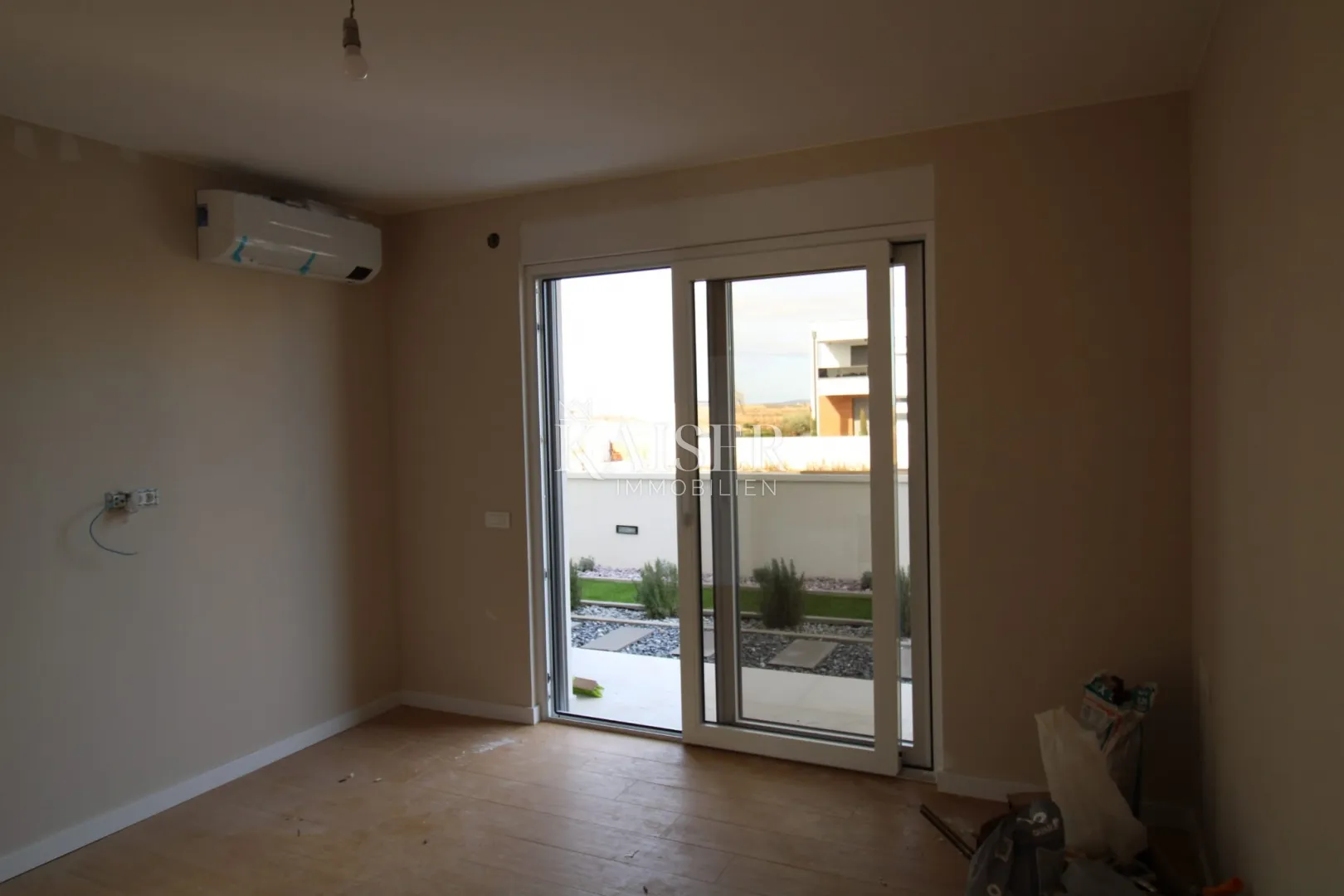 privlaka, sabunike -vila 280m od mora - slika 13