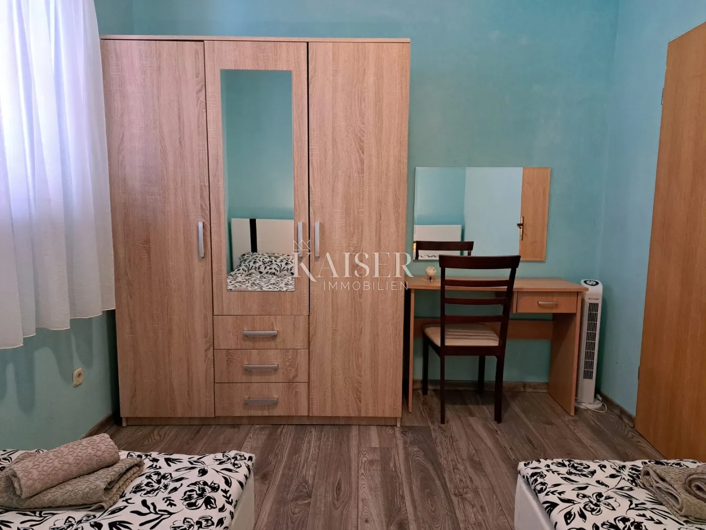 istra, medulin- apartmanska kuća 430m2 samo 200m od mora - slika 12