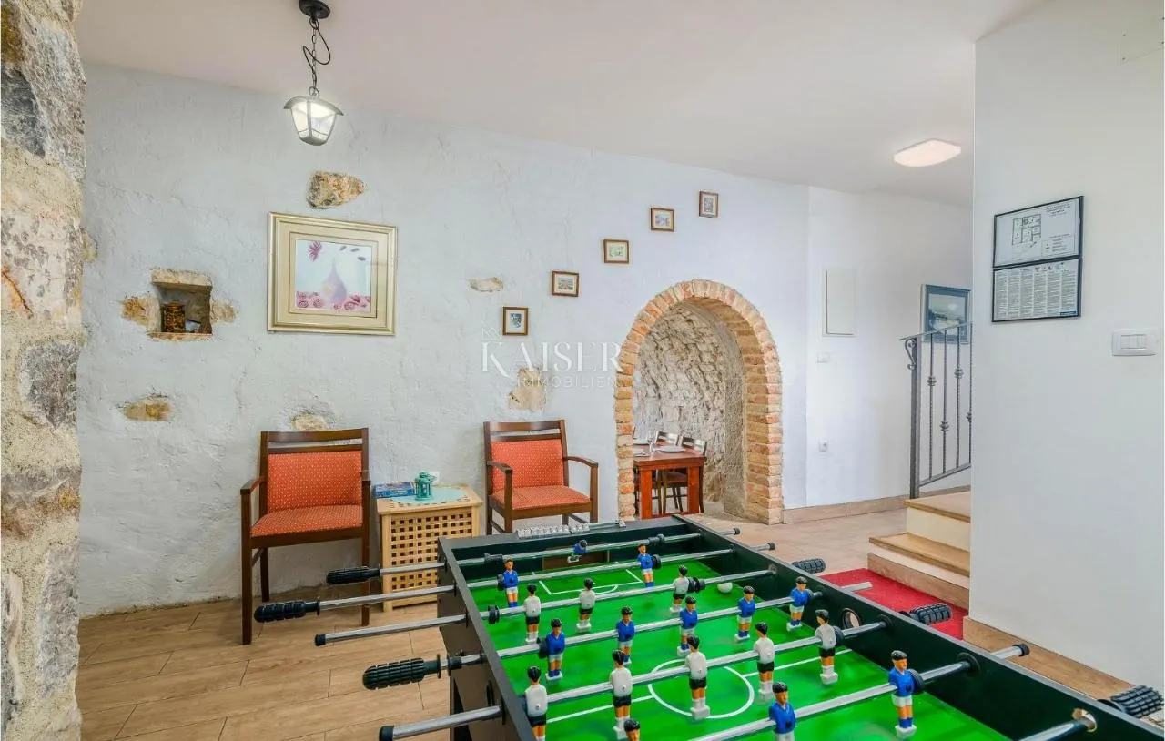 pinezići, otok krk- adaptirana kamena kuća 145m2 s bazenom - slika 6