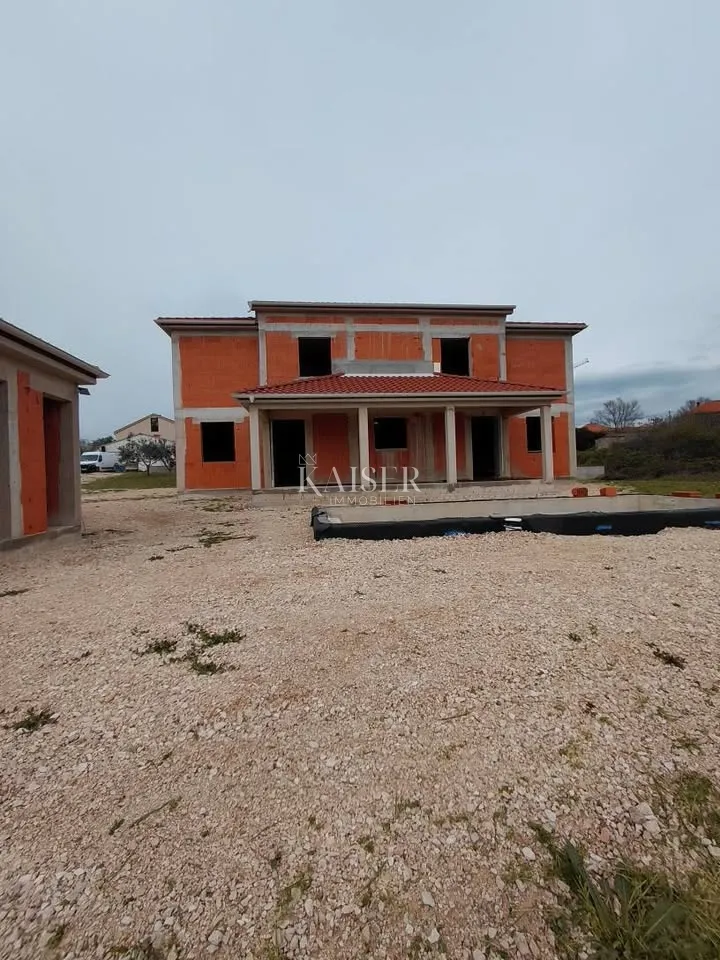 zadar poličnik kuća s bazenom roh bau prilika - slika 6