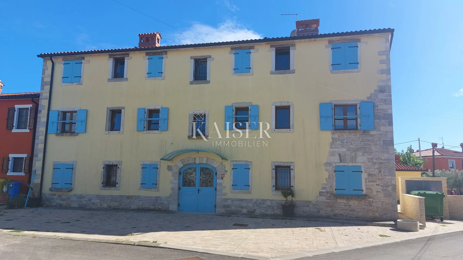 Istra, Buje, okolica - stan 63m2, prvi kat, mogućnost upravljanja najmom