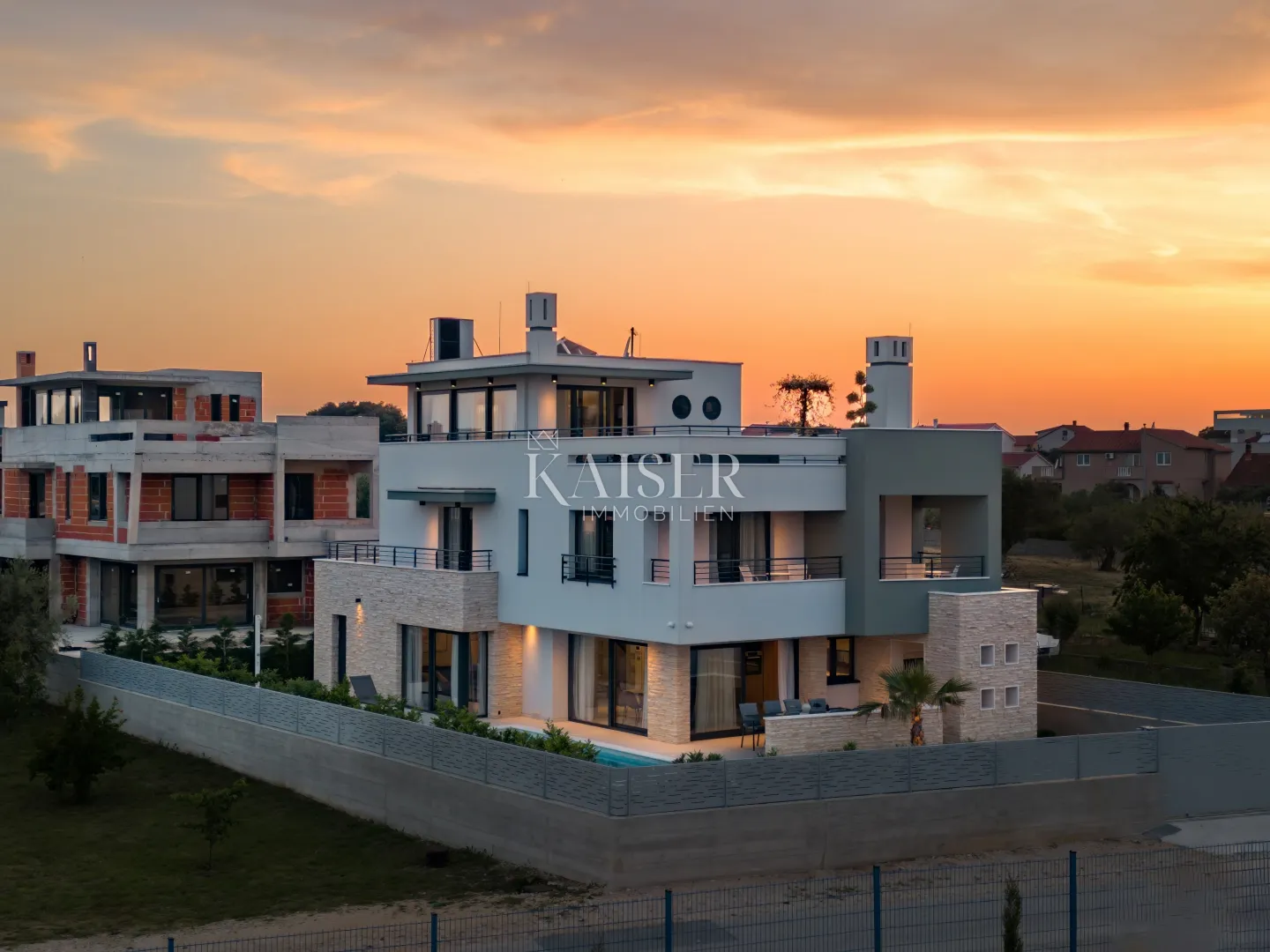 bibinje — luksuzna dizajnerska vila s rooftop oazom i pogledom na more - slika 33