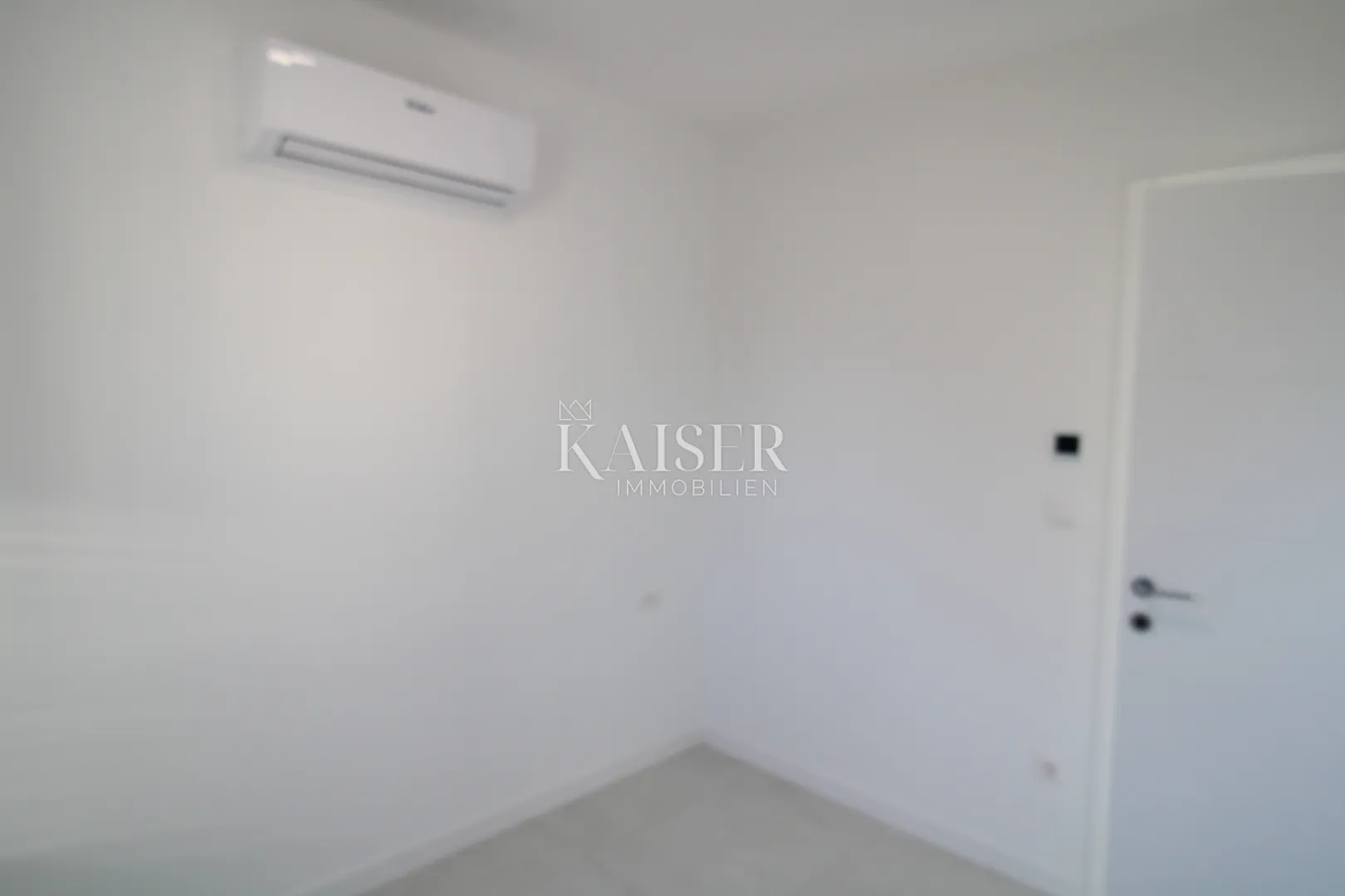 zadar- penthouse s krovnom terasom i pogledom na more - slika 14