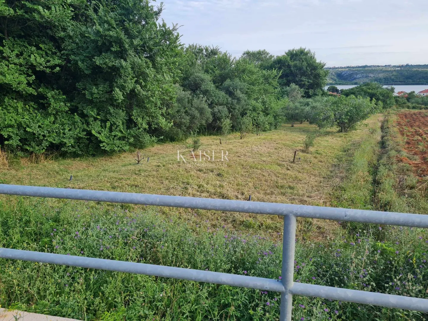 zadar-posedarje, atraktivno građevinsko zemljište - slika 2