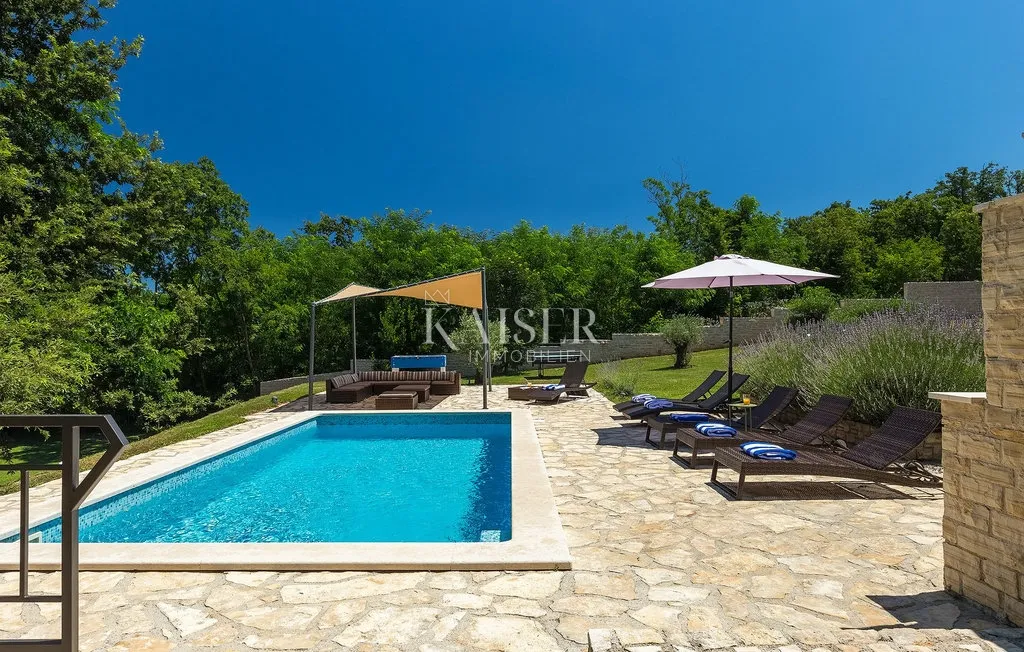istra, okolica labina - vila s bazenom i okućnicom 4.260 m² - slika 5