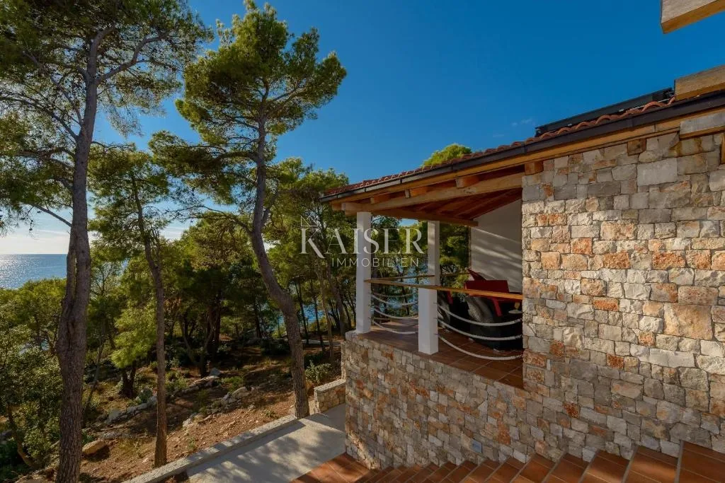 split, drvenik - luksuzna kamena vila, 8700 m2, prvi red do mora - slika 5