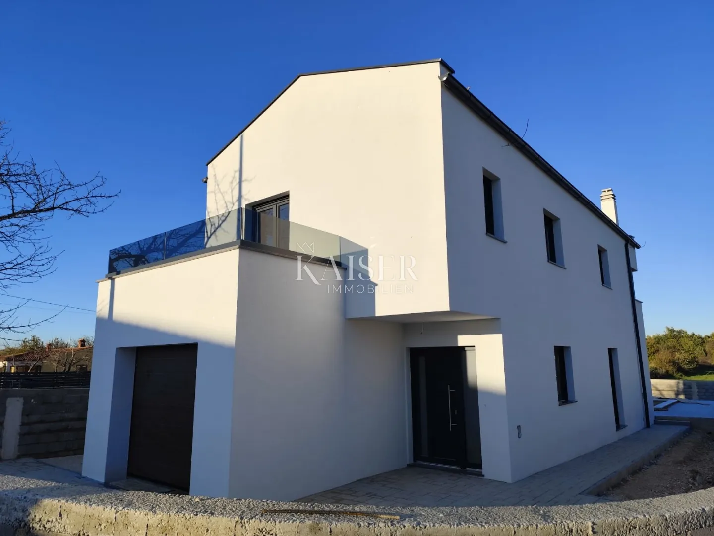 istra, svetvinčenat- samostojeća kuća s bazenom - slika 2