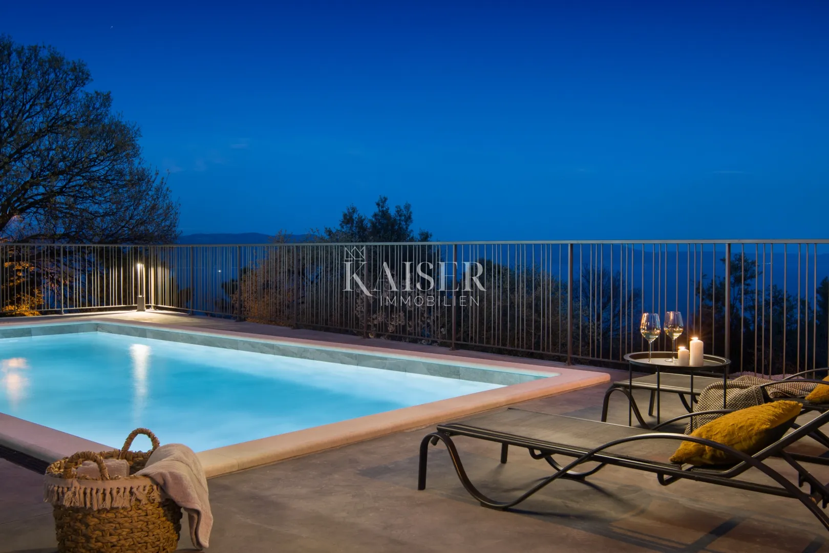 istra,labin - prekrasna vila s pogledom na more i otok cres - slika 4