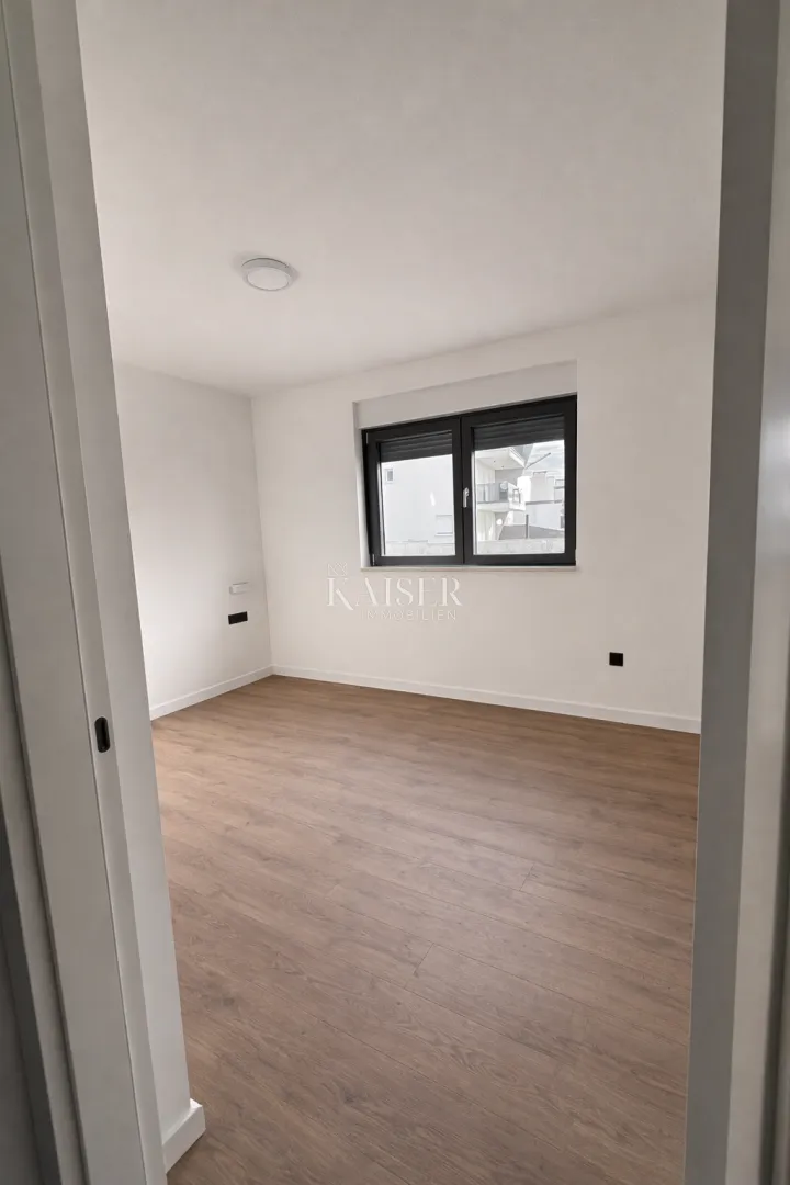 zadar – privlaka | apartman u novogradnji, 200 m od mora - slika 7