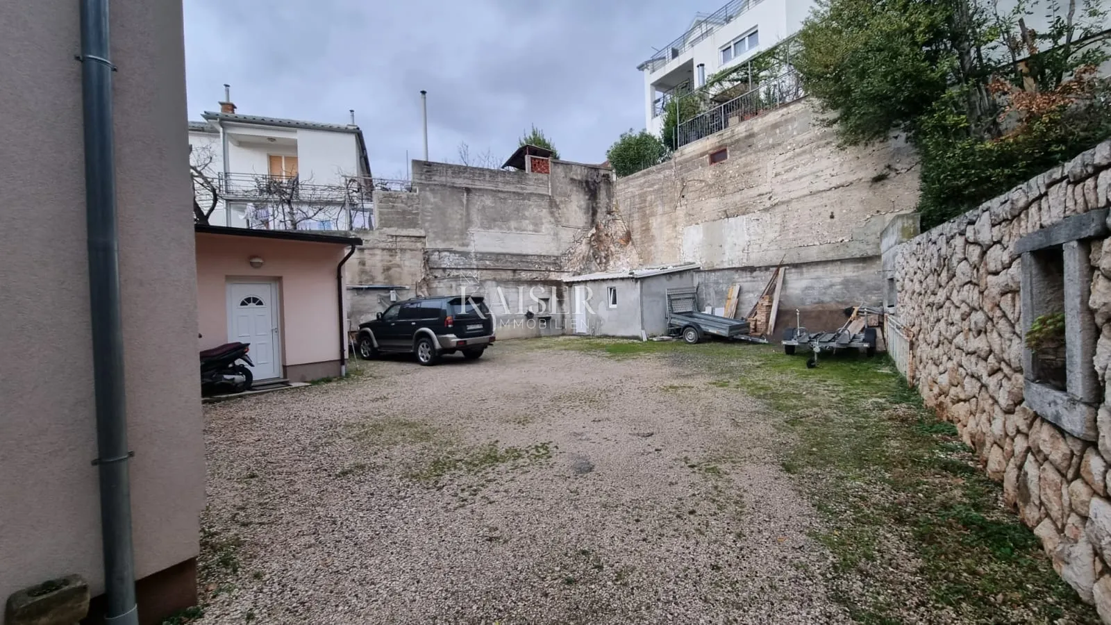 novi vinodolski - kuća sa 8 apartmana u blizini mora - slika 3