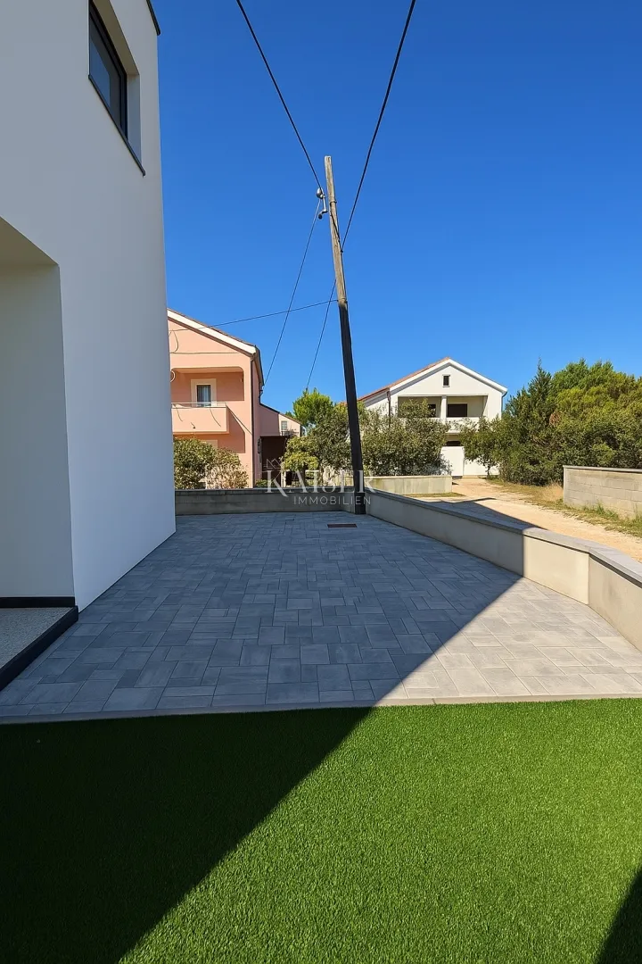zadar – privlaka | moderna kuća s bazenom - slika 39