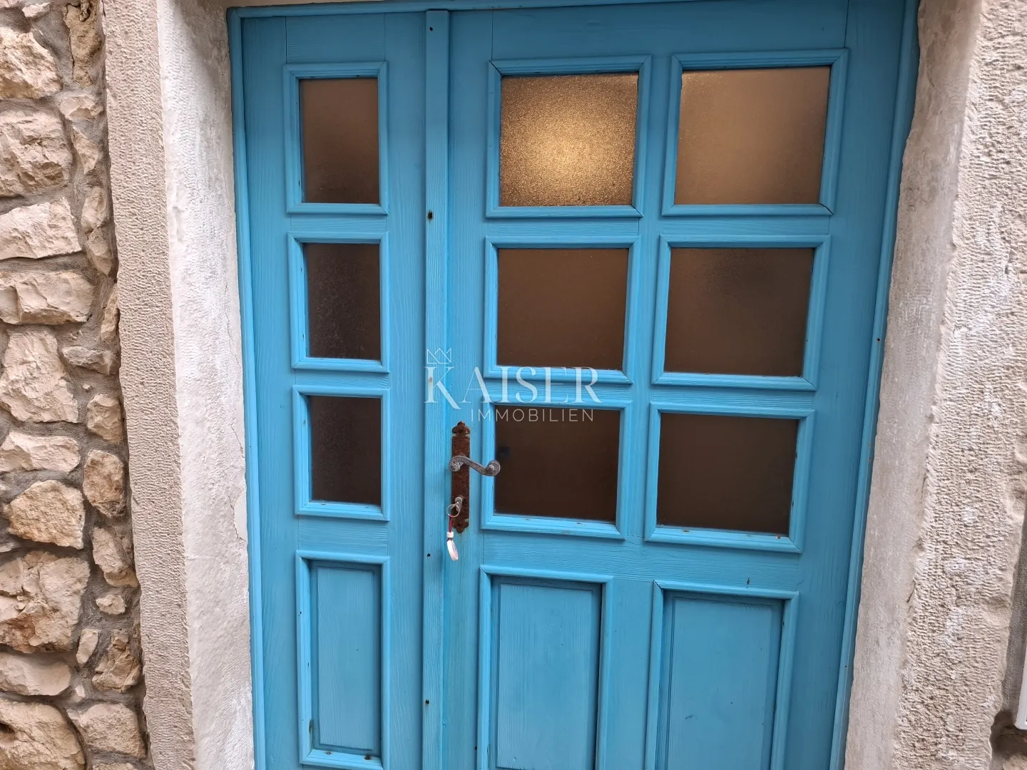 otok susak, dvosoban stan 61 m2 - slika 2
