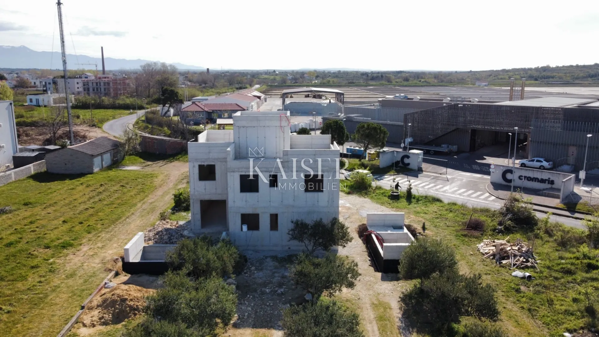 zadar, nin-luksuzna dvojna kuća s bazenom i krovnom terasom , 60 m od mora - slika 19