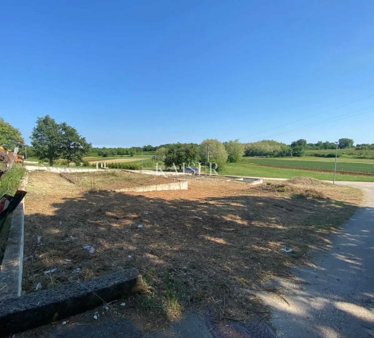 Istra, Brtonigla, građevinsko zemljište s projektom - Nova Vas, Brtonigla