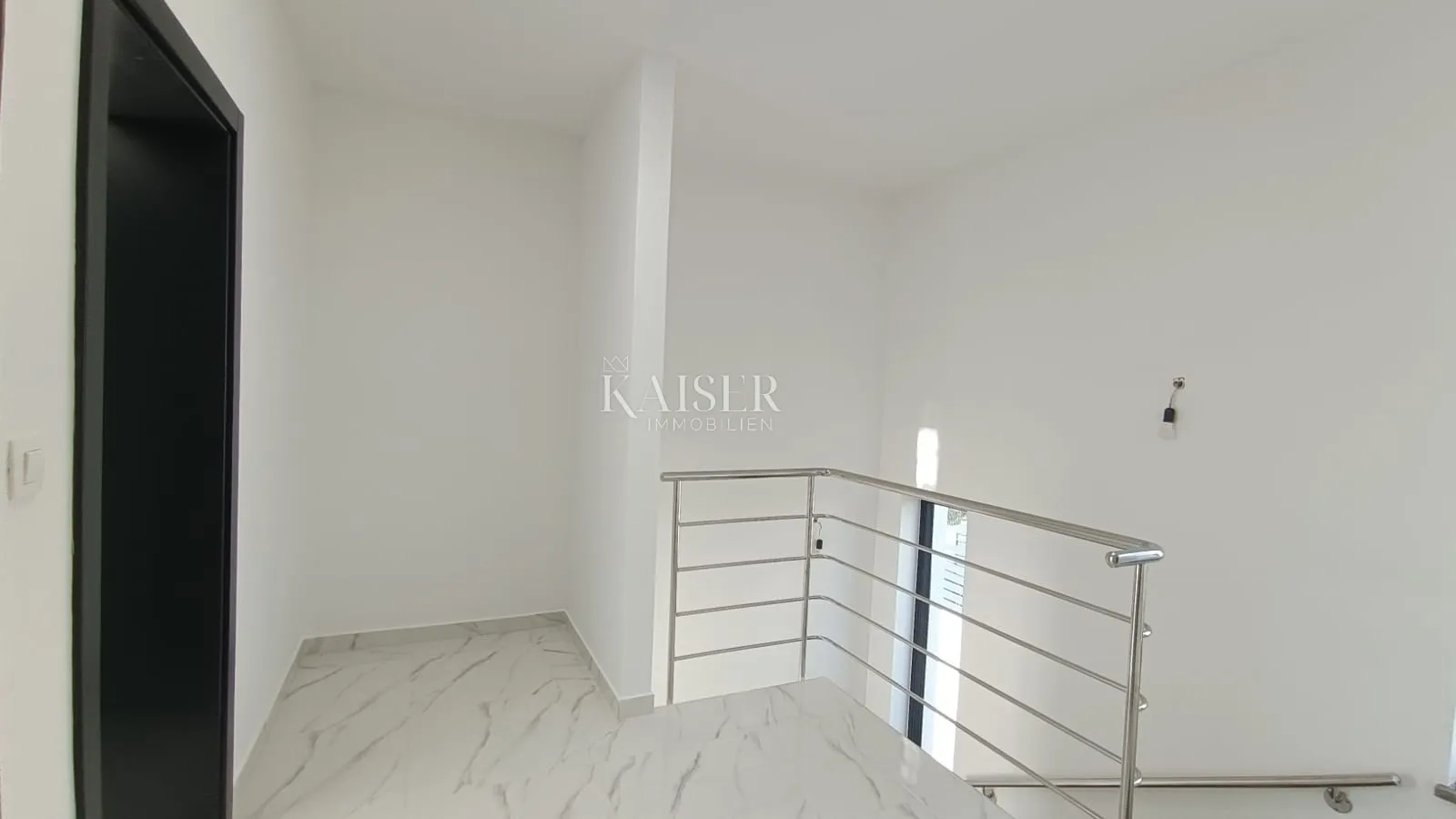 otok krk, kornić - moderna villa sa bazenom - slika 15