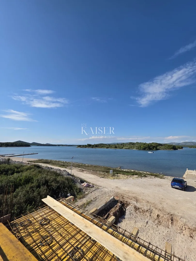 šibenik, murter – luksuzna vila prvi red do mora s bazenom i panoramskim pogledom - slika 15