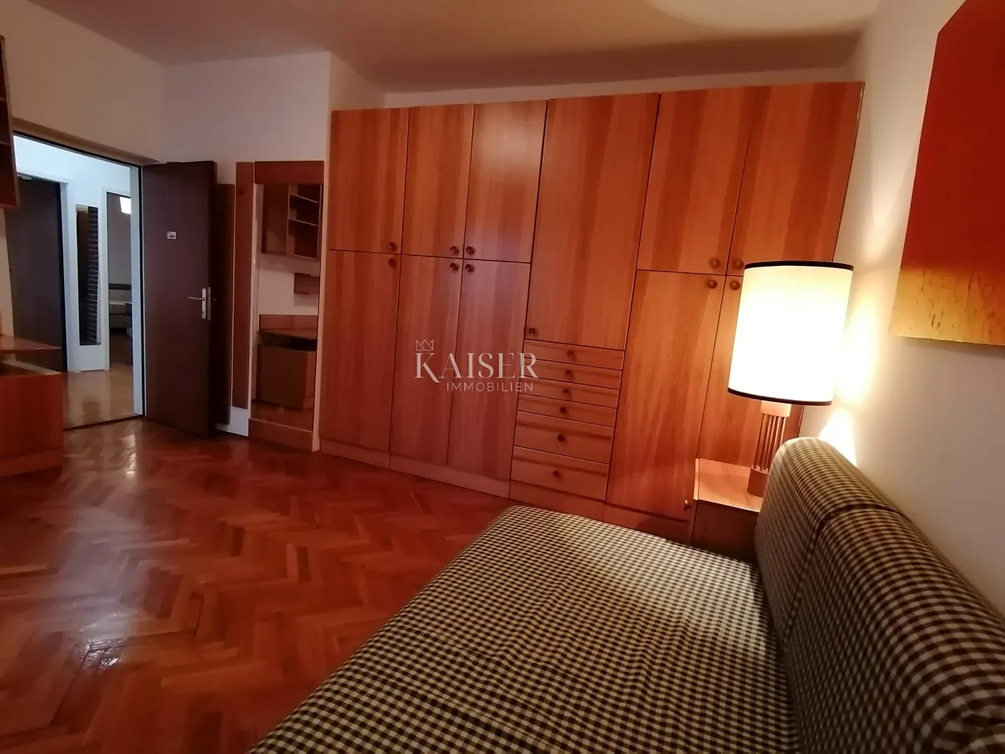 kastav – kuća s dva stana i velikom okućnicom - slika 20