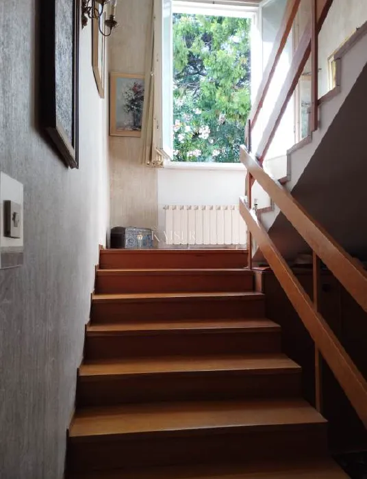 opatija – obiteljska vila s 2 stana u centru opatije - slika 15