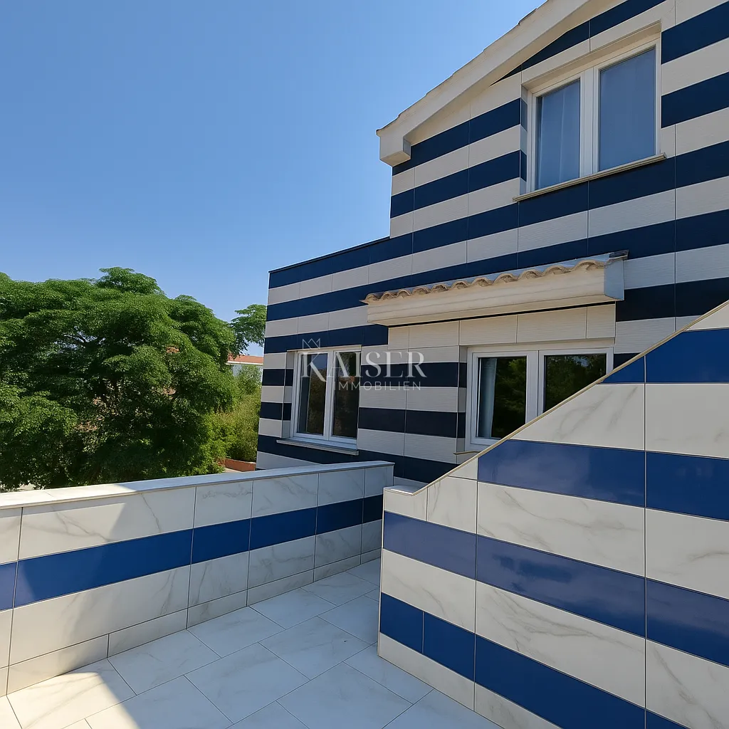 vir | kuća s 6 apartmanskih jedinica i garažom – 200 m od mora - slika 53