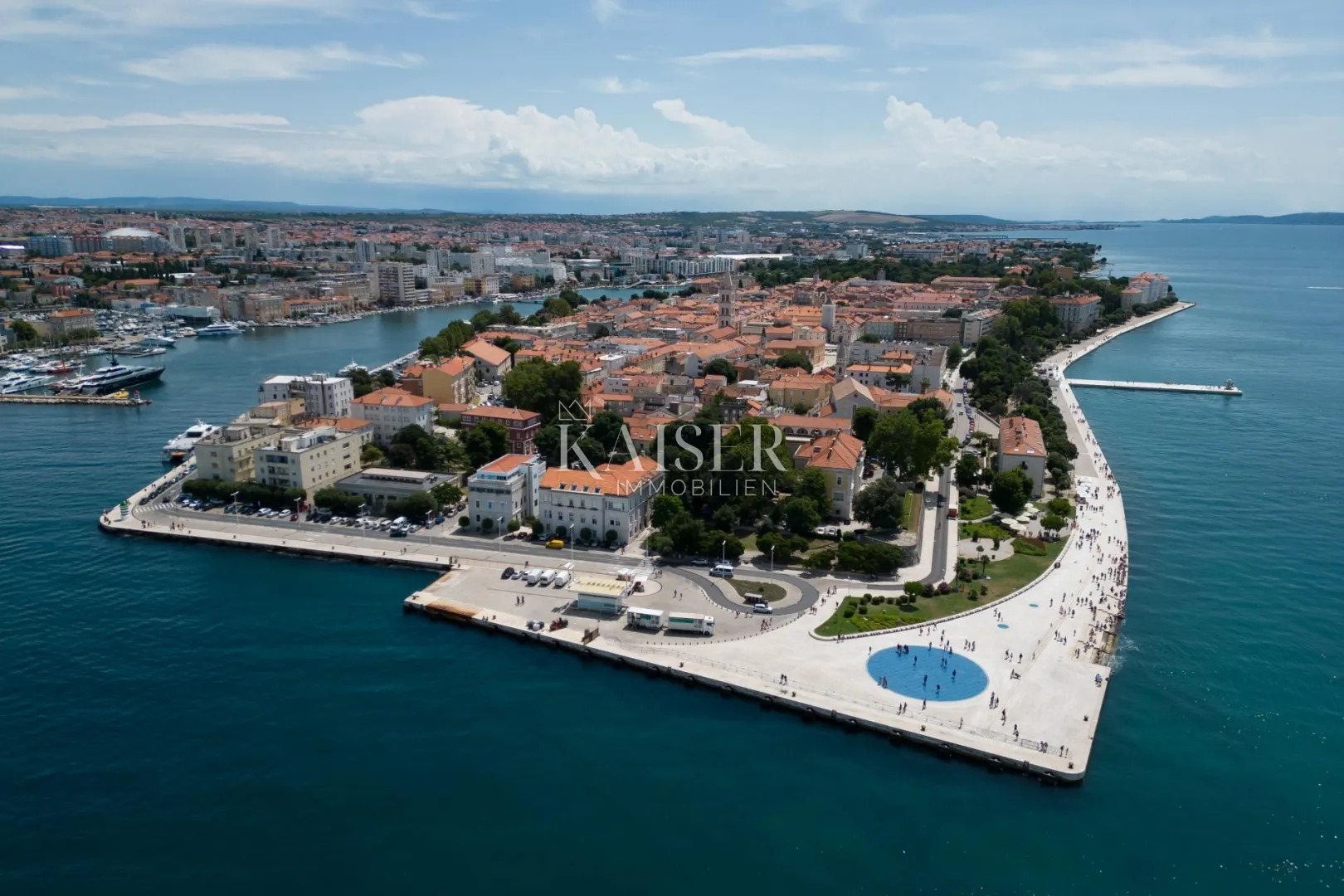 zadar, riva, prvi red do mora – stan s pogledom koji osvaja - slika 14