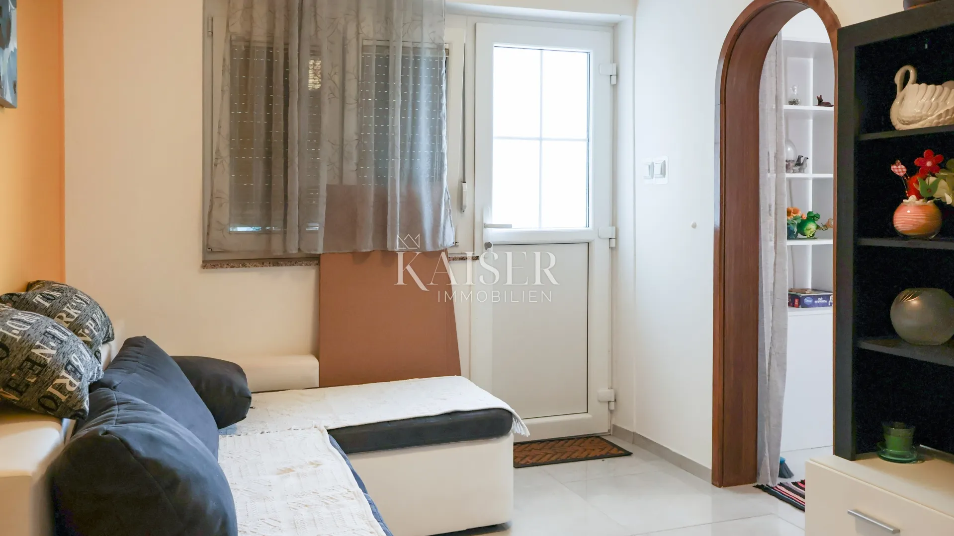 crikvenica, selce - predivna kuća sa okućnicom - slika 6
