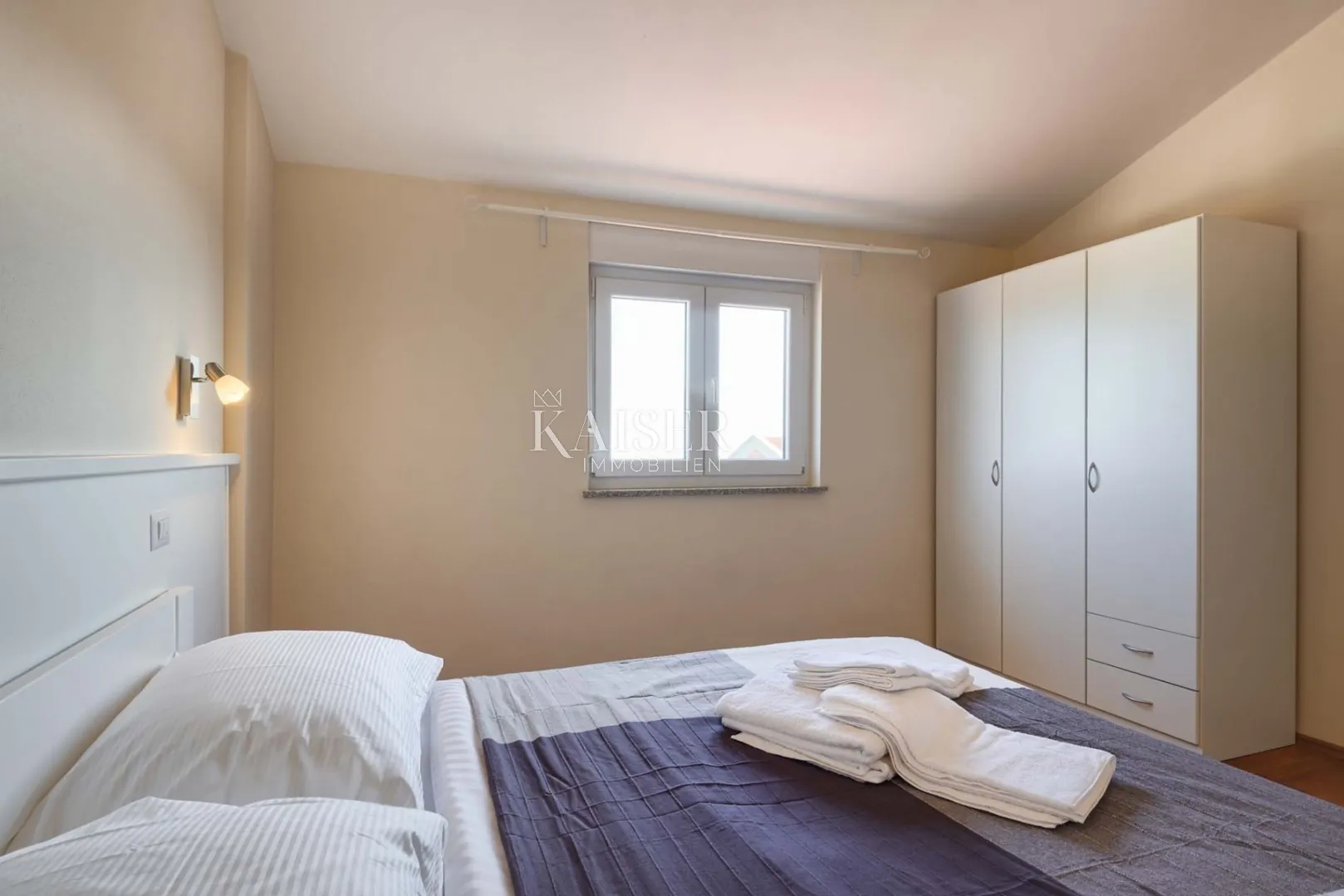 istra - kaštelir, vila sa bazenom pogled more 1 - slika 25