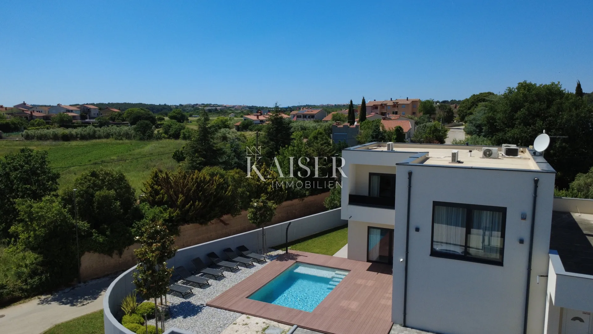istra, pomer- moderna vila 188m2 samo 200m od mora - slika 24