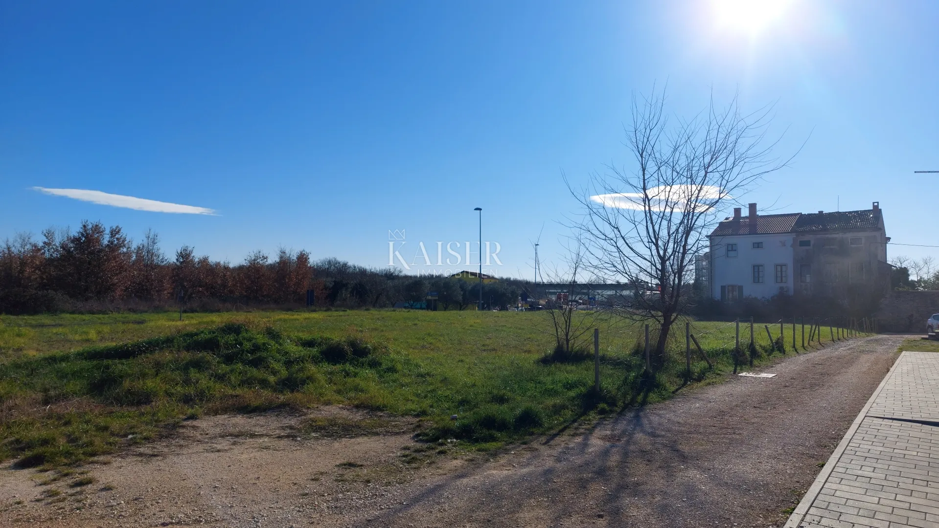 istra, novigrad - građevinsko zemljište 1.860 m2 - slika 3