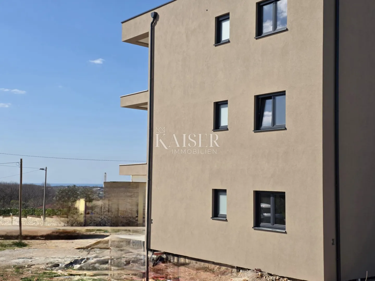 istra, poreč - dvosobni stan 80m2 s pogledom na more - slika 2