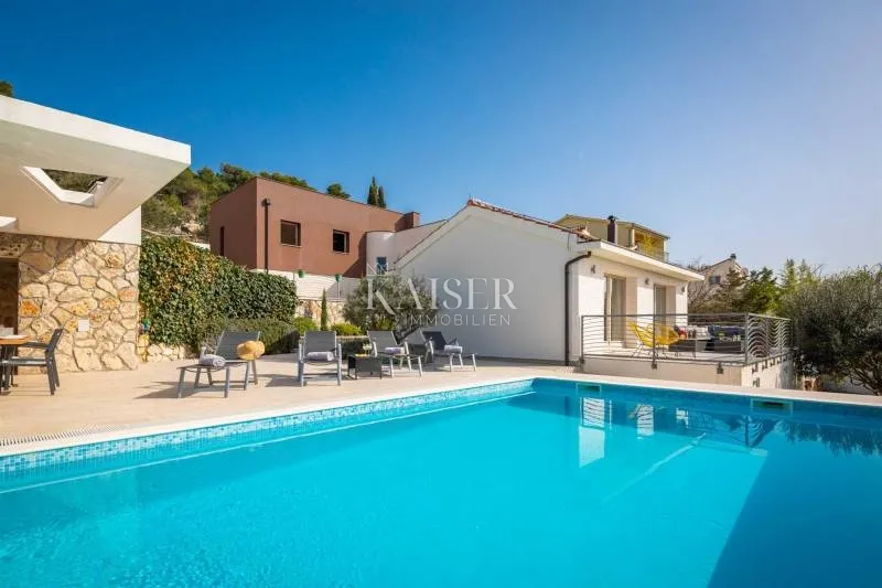 šibenik-žaborić – luksuzna vila 358 m² s bazenom, konobom i panoramskim pogledom - slika 28