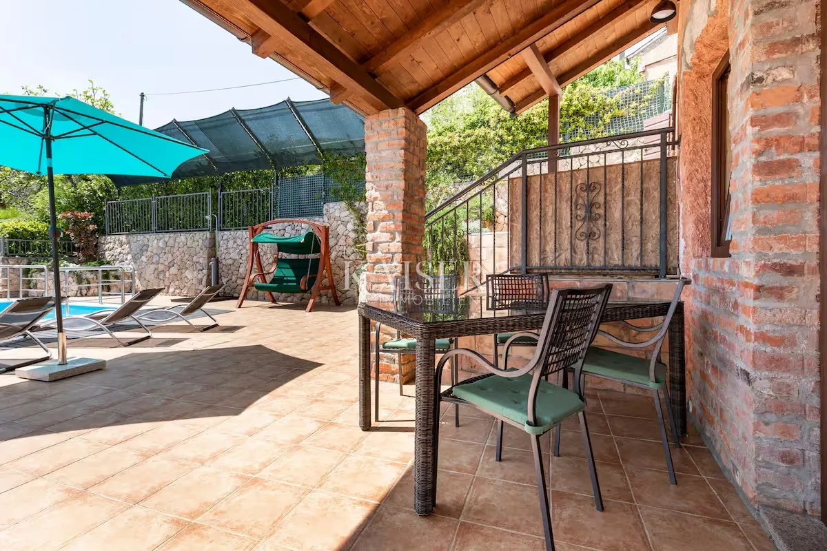 opatija, brseč - šarmantna kuća s predivnim pogledom na more, 120 m2 - slika 4