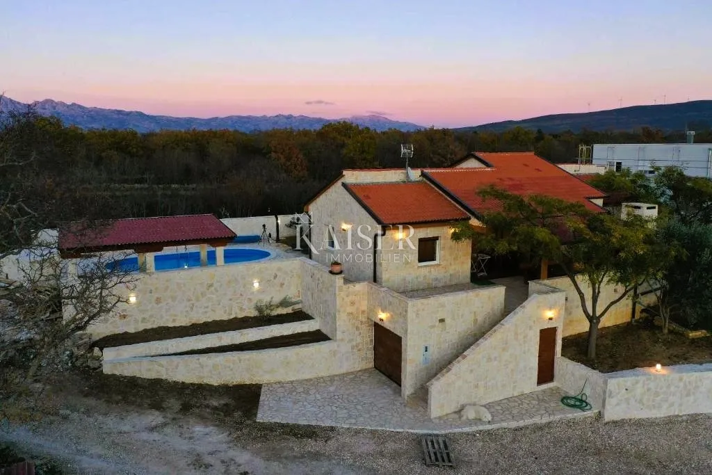 zadar, pridraga - kamena vila s grijanim bazenom i panoramskim pogledom - slika 2