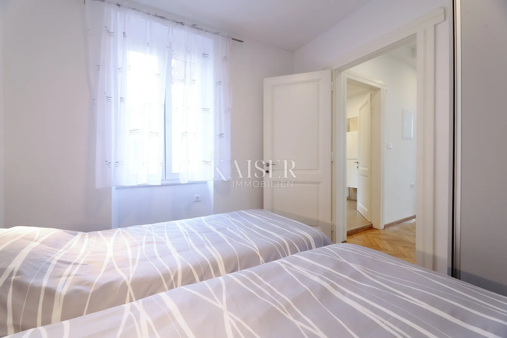 mošćenička draga, centar, stan i red do mora, dvije etaže, balkon - slika 15