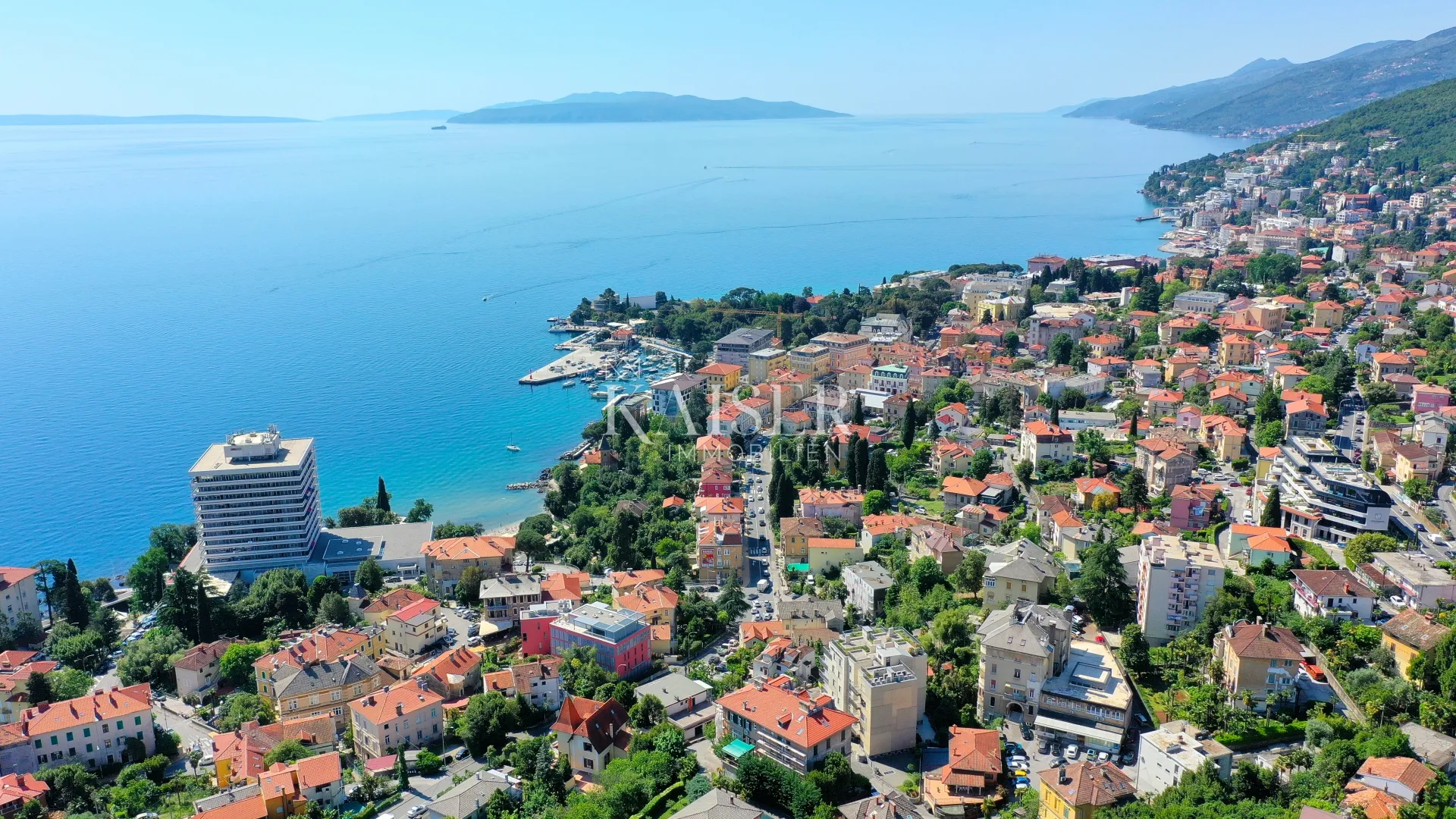Opatija, tihi centar, 3S+DB s pogledom na more