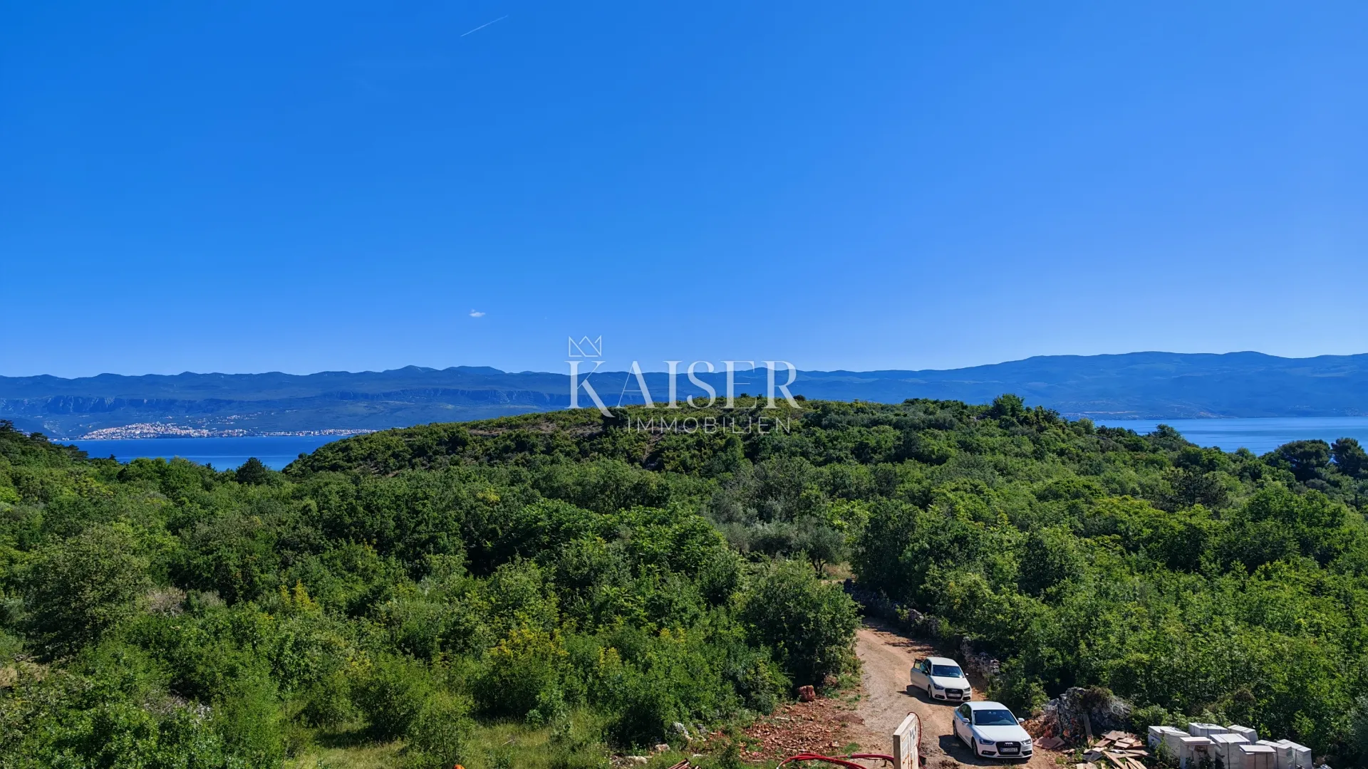 otok krk, vrbnik- moderan stan 100m2 velikom terasom i pogledom na more - slika 11