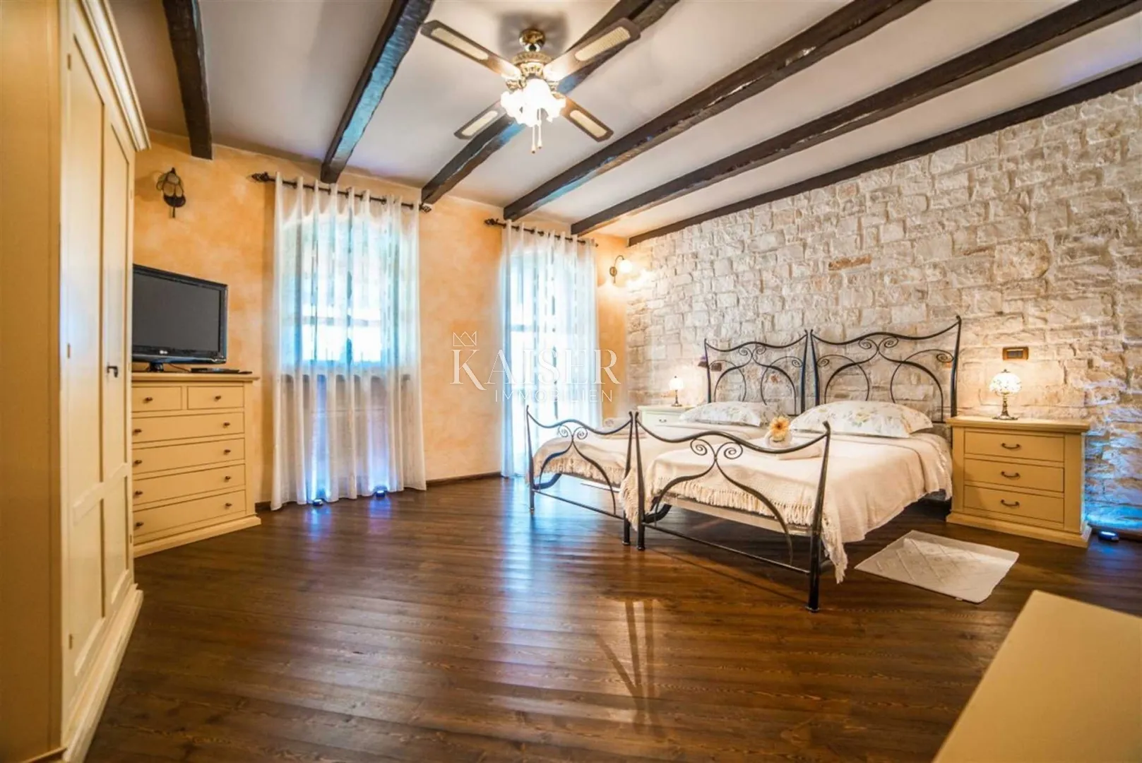 istra - poreč, luksuzna rustikalna vila - slika 20