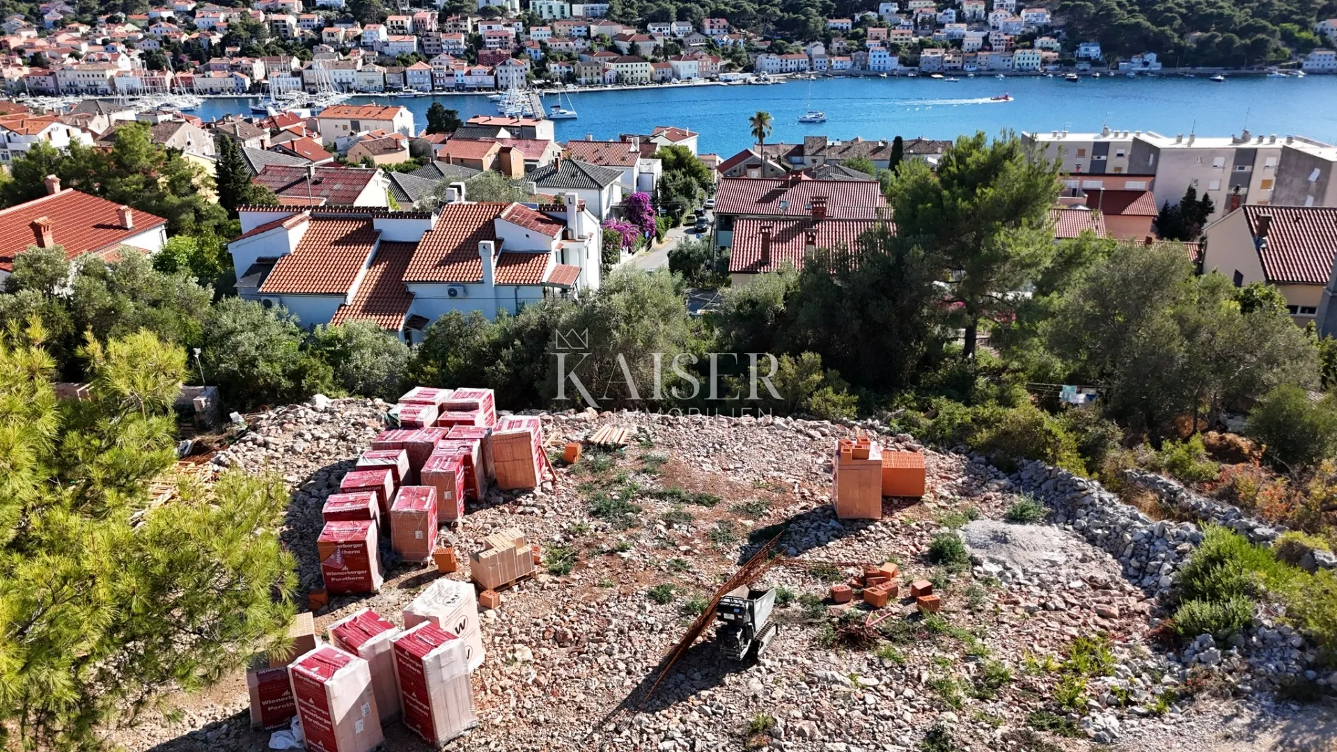 mali lošinj - građevinsko zemljište 581 m2 s pogledom na more - slika 3
