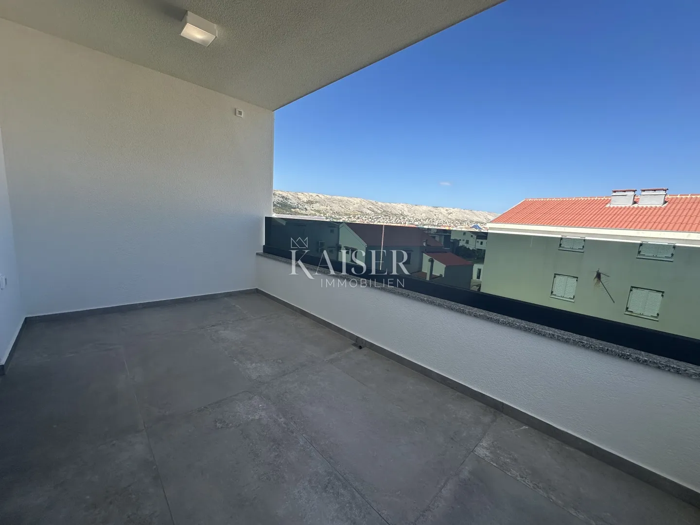 pag-stan 67,26 m2 s pogledom na more, 70 m od mora - slika 3
