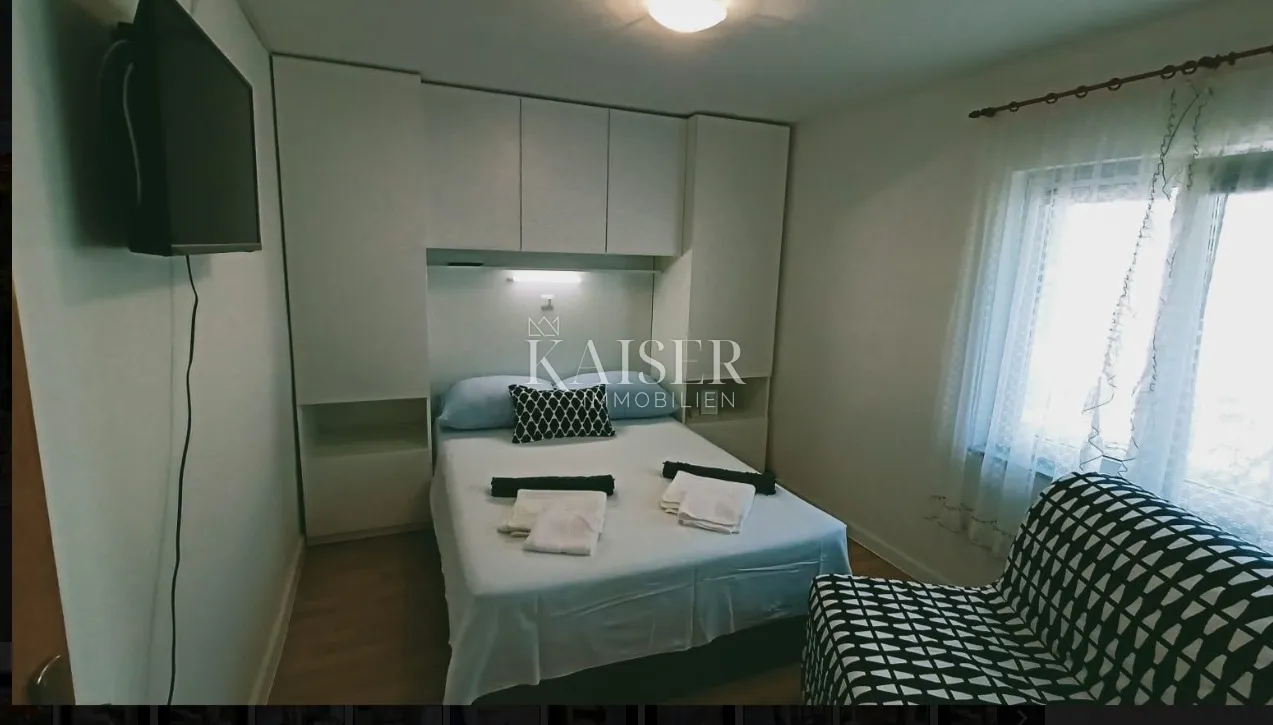 zadar, vinjerac - kuća s četri apartmana ,70m od mora - slika 8