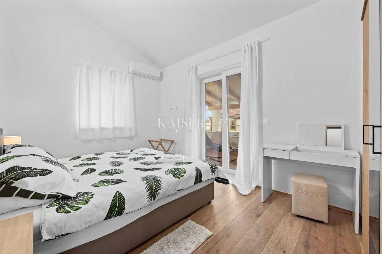 svetvinčenat - rustikalna vila s bazenom, 160 m2 - slika 12