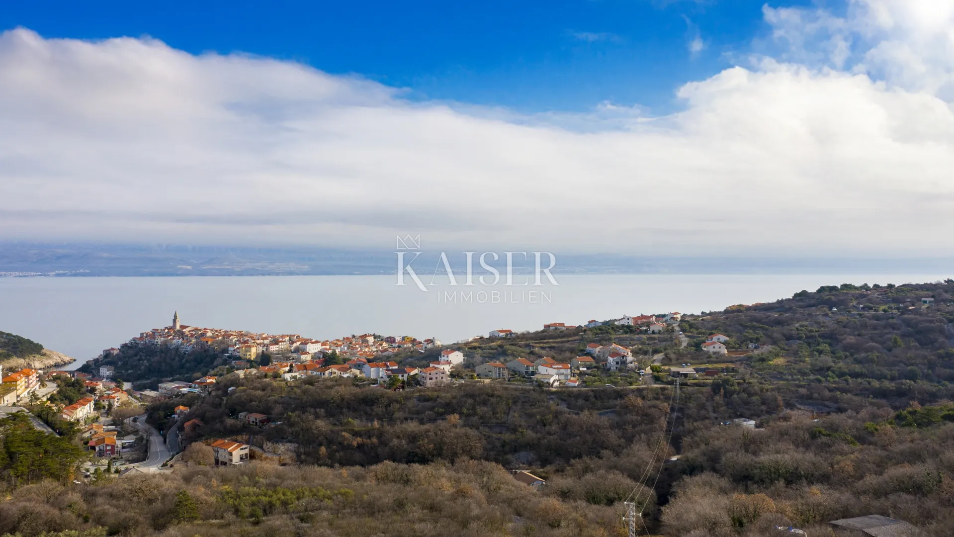 vrbnik - građevinsko zemljište 2.500m2, pogled more - slika 3
