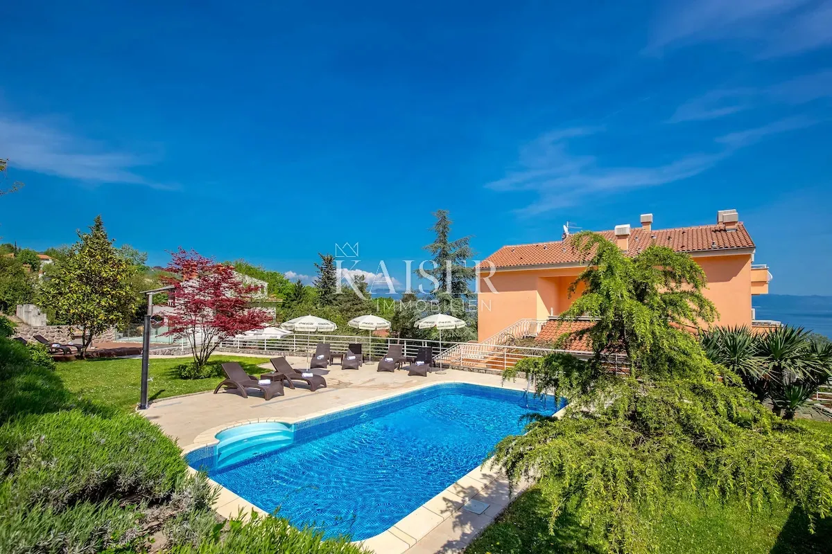 lovran – apartmanska vila s velikim zemljištem i projektom za boutique hotel - slika 21