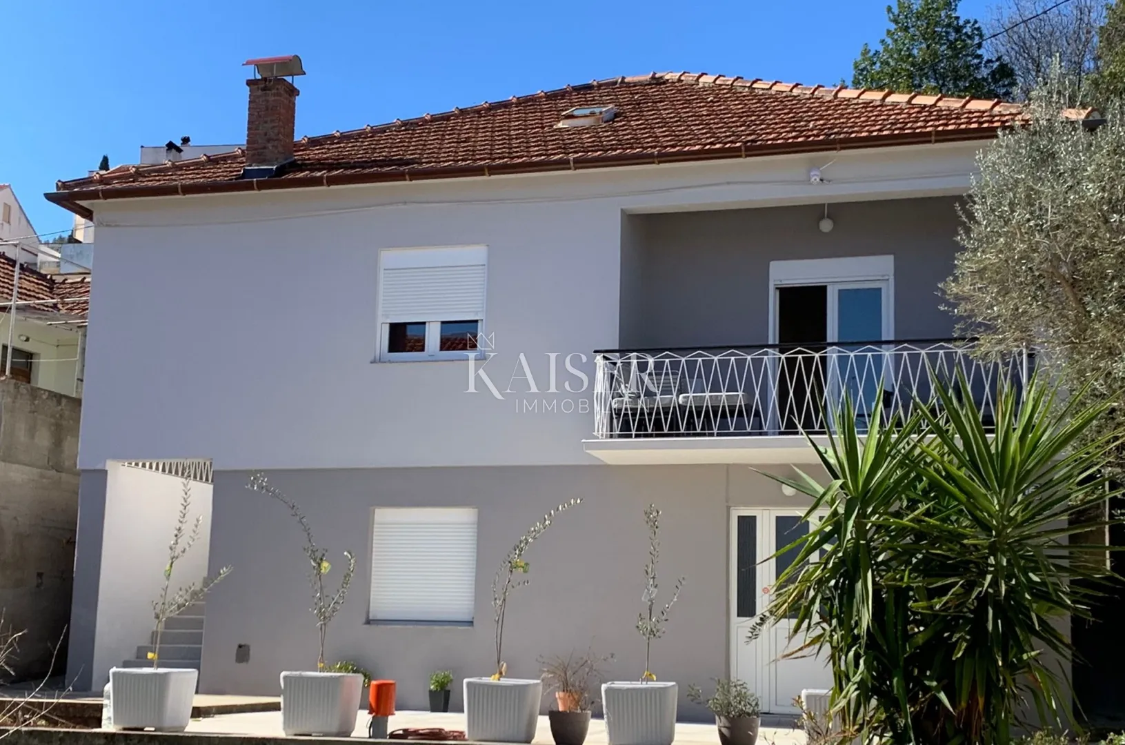 kali, otok ugljan kuća s dva stana i predivnim pogledom na more - slika 13