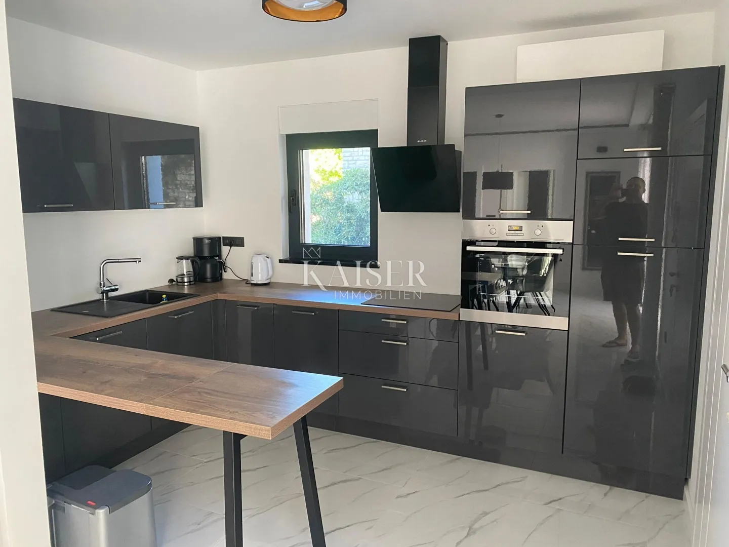 srima, vodice- trosobni stan sa pogledom na more - slika 6