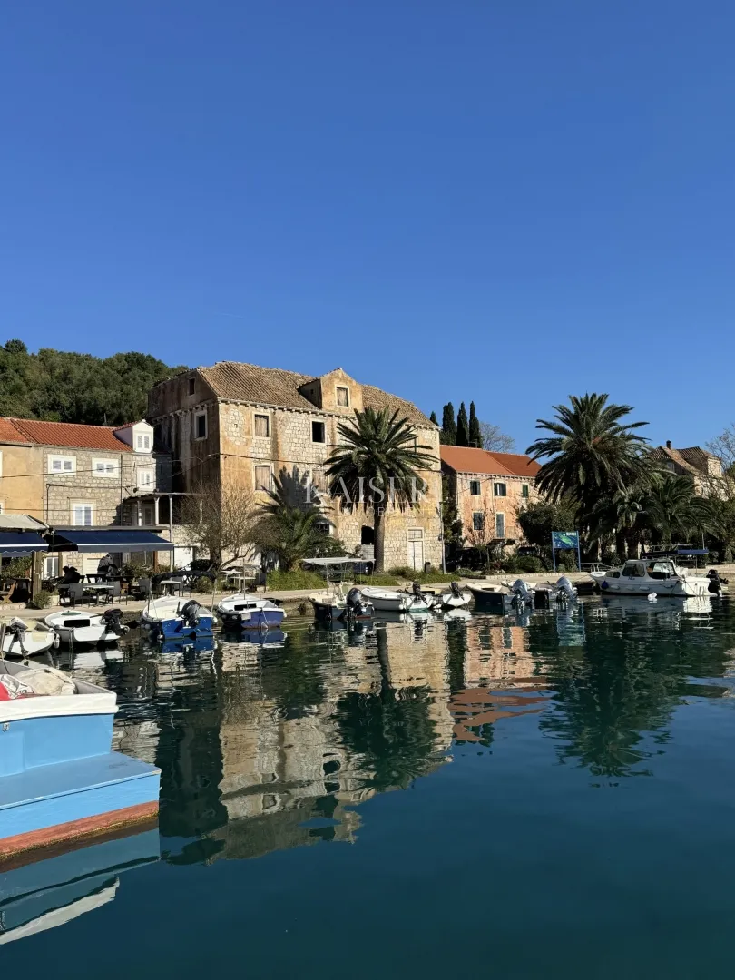 otok šipan - ljetnikovac u šipanskoj luci - slika 25