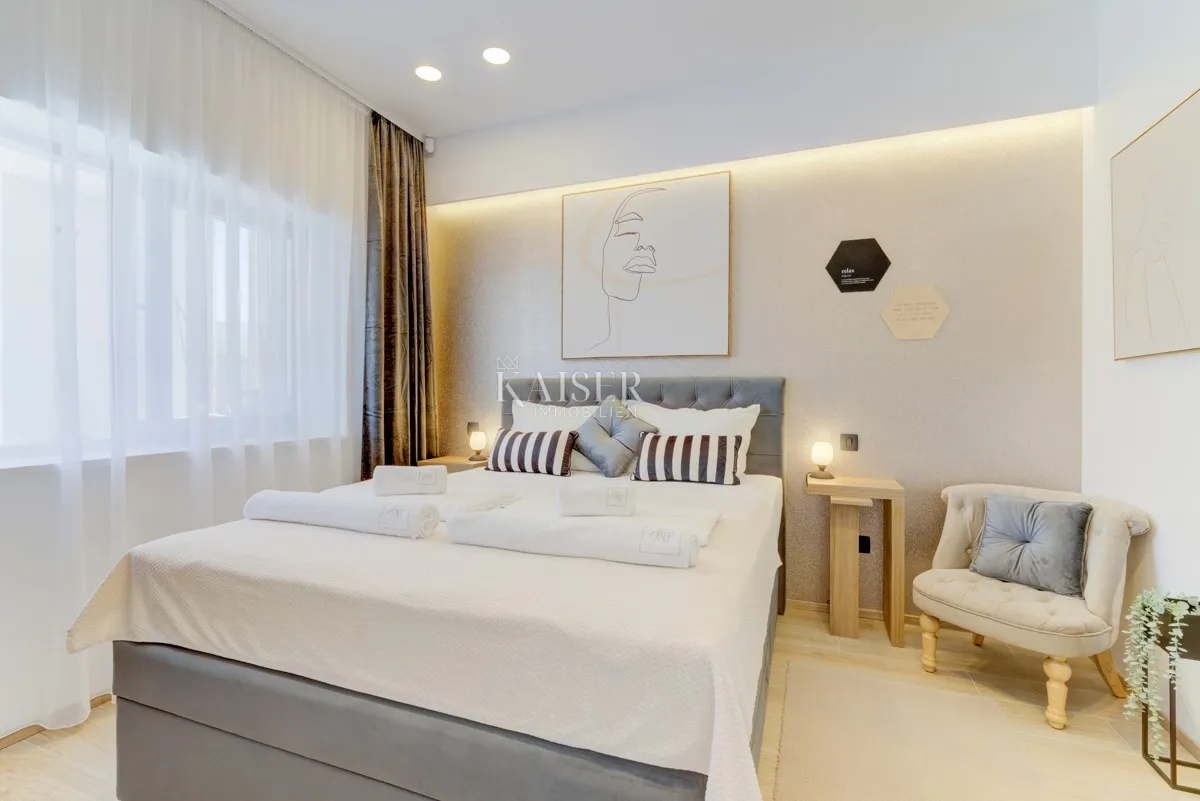 novi vinodolski - villa sa bazenom 300m2 - slika 20
