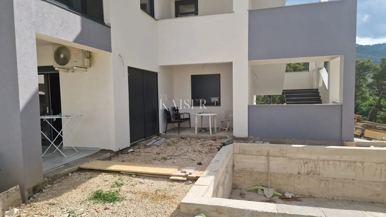 otok rab-stan 135m2 s bazenom s pogledom na more - slika 11